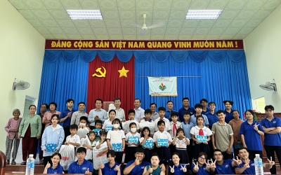 [Đoàn Hội] Đoàn công tác của Trường Đại học Tài nguyên và Môi trường TP. Hồ Chí Minh thăm và động viên các sinh viên Trường tham gia hoạt động Chiến dịch Mùa hè xanh 2023