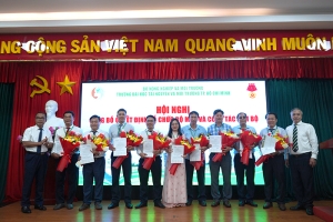 Hội nghị công bố quyết định tổ chức bộ máy và công tác cán bộ tại Trường Đại học Tài nguyên và Môi trường TP. Hồ Chí Minh