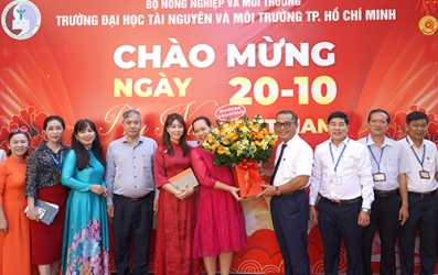 Đảng ủy – Ban Giám hiệu – Công đoàn Trường ĐH Tài nguyên và Môi trường TP. Hồ Chí Minh chúc mừng Ngày Phụ nữ Việt Nam 20/10