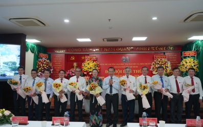 ĐẢNG ỦY