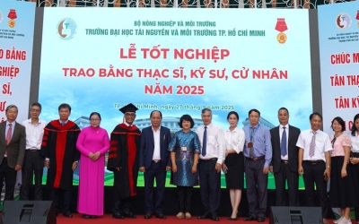 LỄ TỐT NGHIỆP TRAO BẰNG THẠC SĨ, KỸ SƯ VÀ CỬ NHÂN NĂM 2025 TẠI TRƯỜNG ĐẠI HỌC TÀI NGUYÊN VÀ MÔI TRƯỜNG TP. HỒ CHÍ MINH - CƠ SỞ HIỆP PHƯỚC
