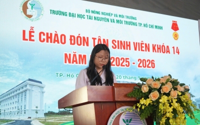 HCMUNRE vinh danh Thủ khoa, Á khoa kỳ tuyển sinh đại học hệ chính quy năm 2025 - Tôn vinh trí tuệ và khát vọng tuổi trẻ
