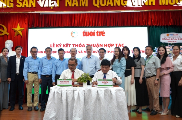 TRƯỜNG ĐẠI HỌC TÀI NGUYÊN VÀ MÔI TRƯỜNG TP.HCM KÝ KẾT THỎA THUẬN HỢP TÁC VỚI BÁO TUỔI TRẺ